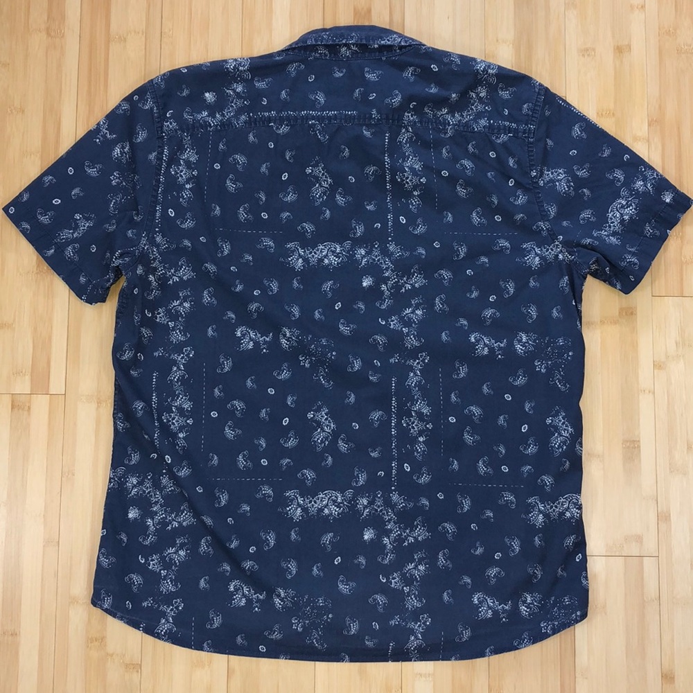 American Eagle Button Down Shirt Size Large EUC - Picture 4 of 8